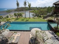 Image for Villa Ambra 5 bedroom beachfront home for rent